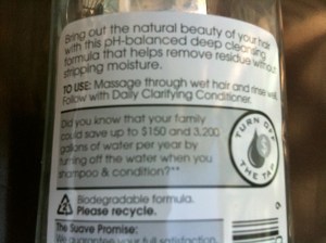 Water saving recommendation on a shampoo label